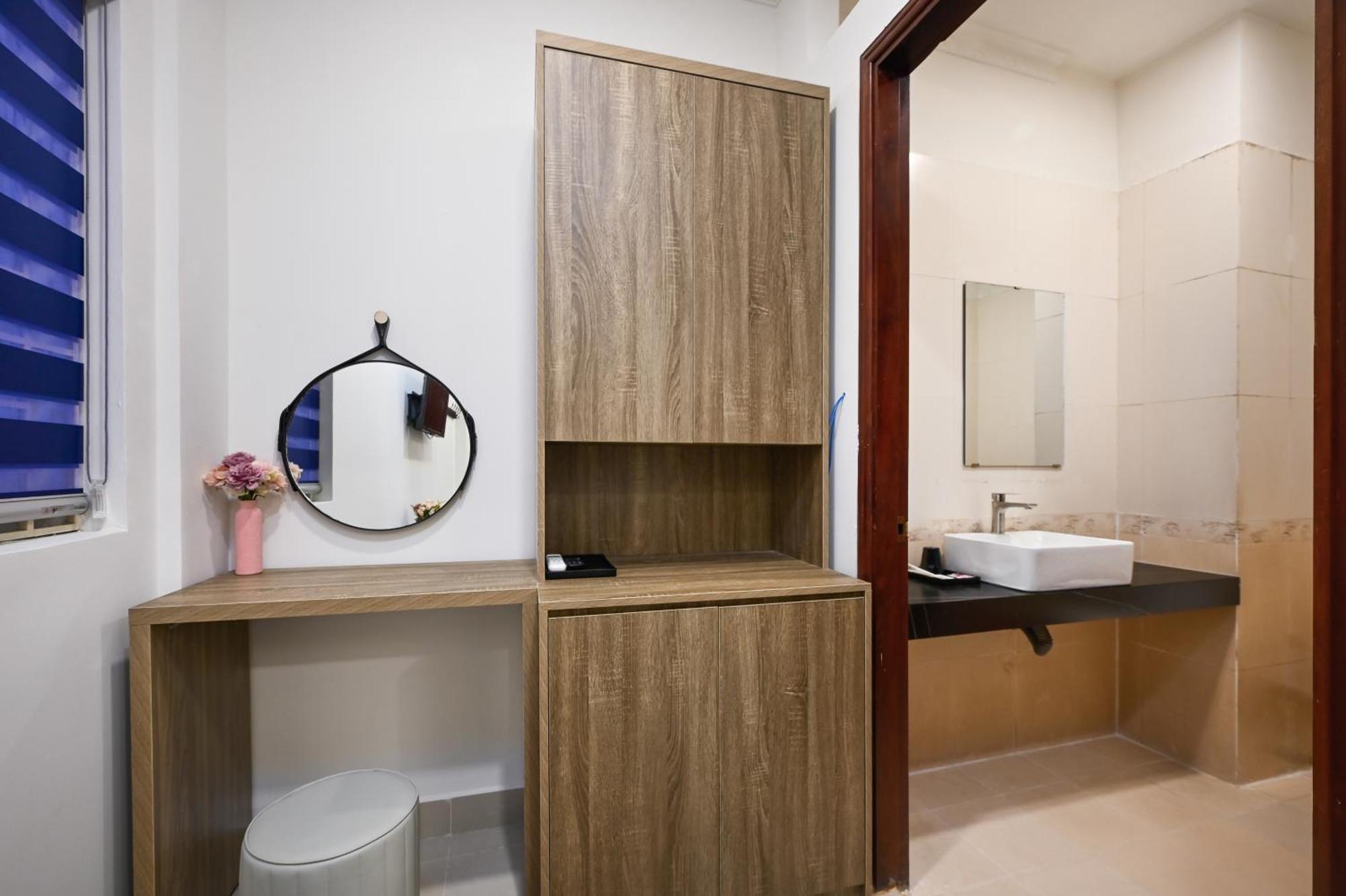 הו צ'י מין סיטי Trung Mai Hotel מראה חיצוני תמונה