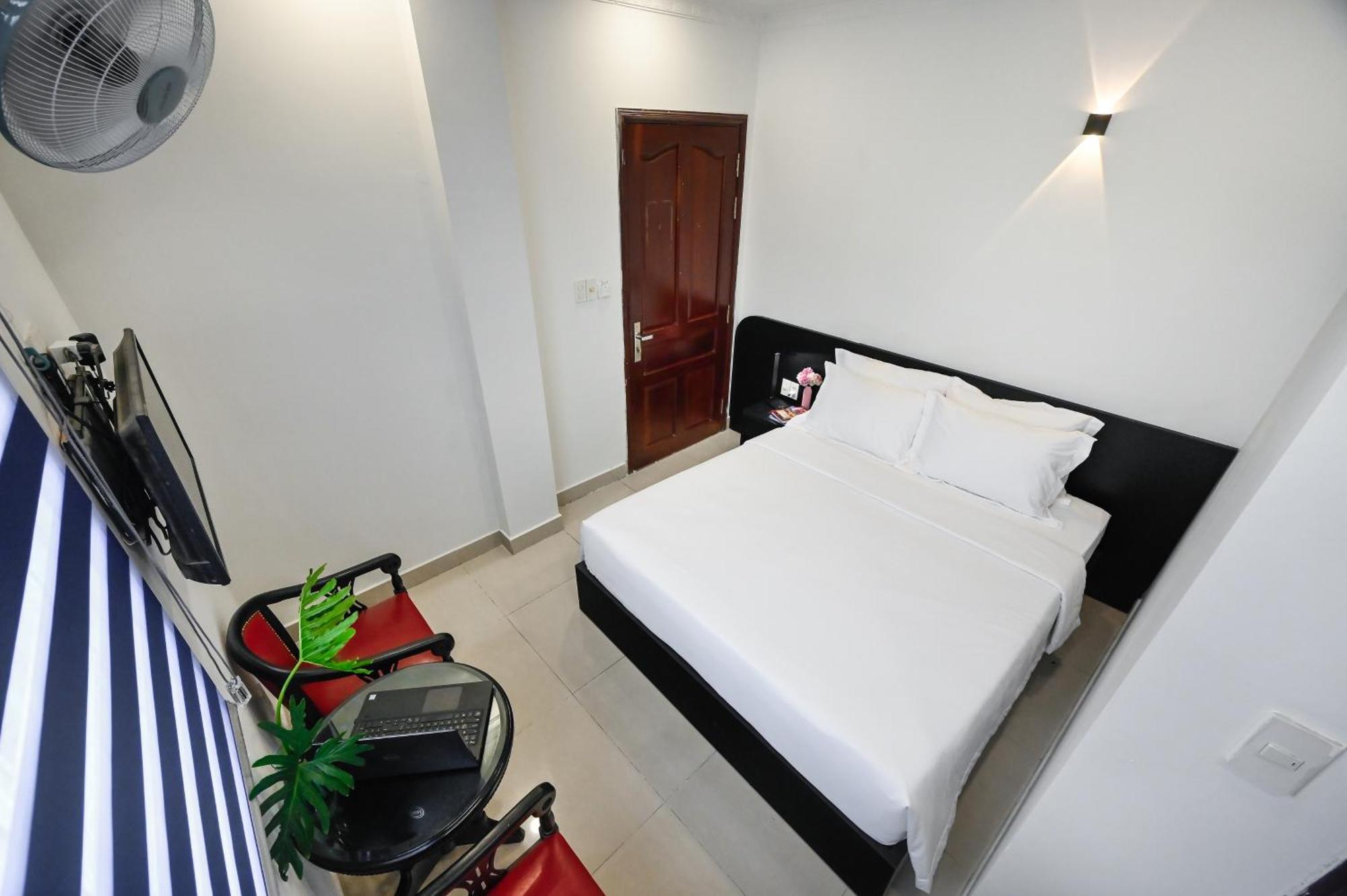 הו צ'י מין סיטי Trung Mai Hotel מראה חיצוני תמונה